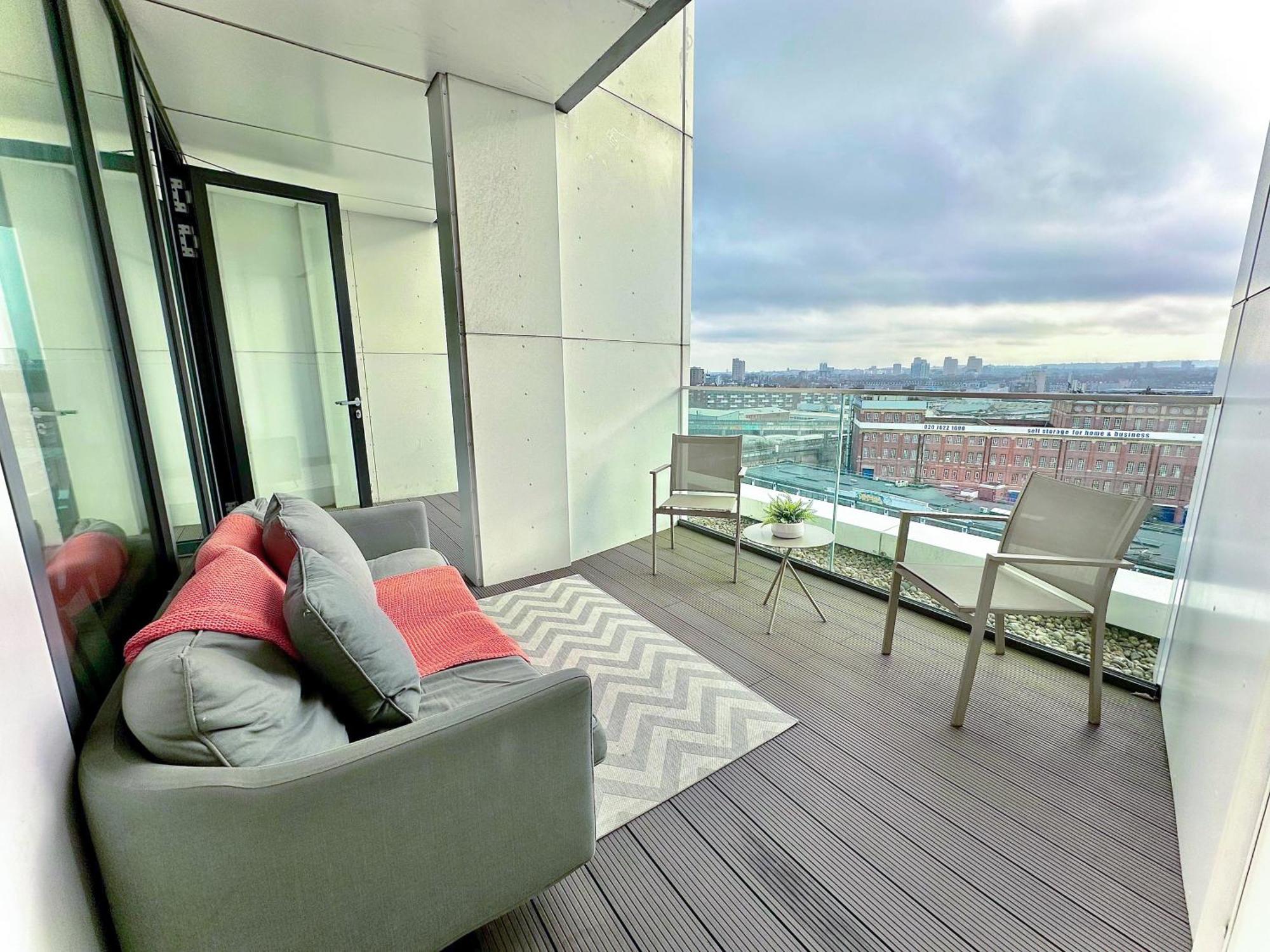 Battersea 3 Bedroom Penthouse With Private Terrace 伦敦 外观 照片